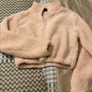 Baby pink Cropped quarter zip Sherpa fuzzy top!